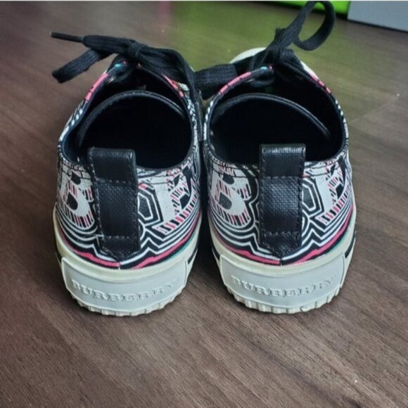 Burberry Kingly Colourful Low Top Sneakers Size 9 - Picture 7 of 16
